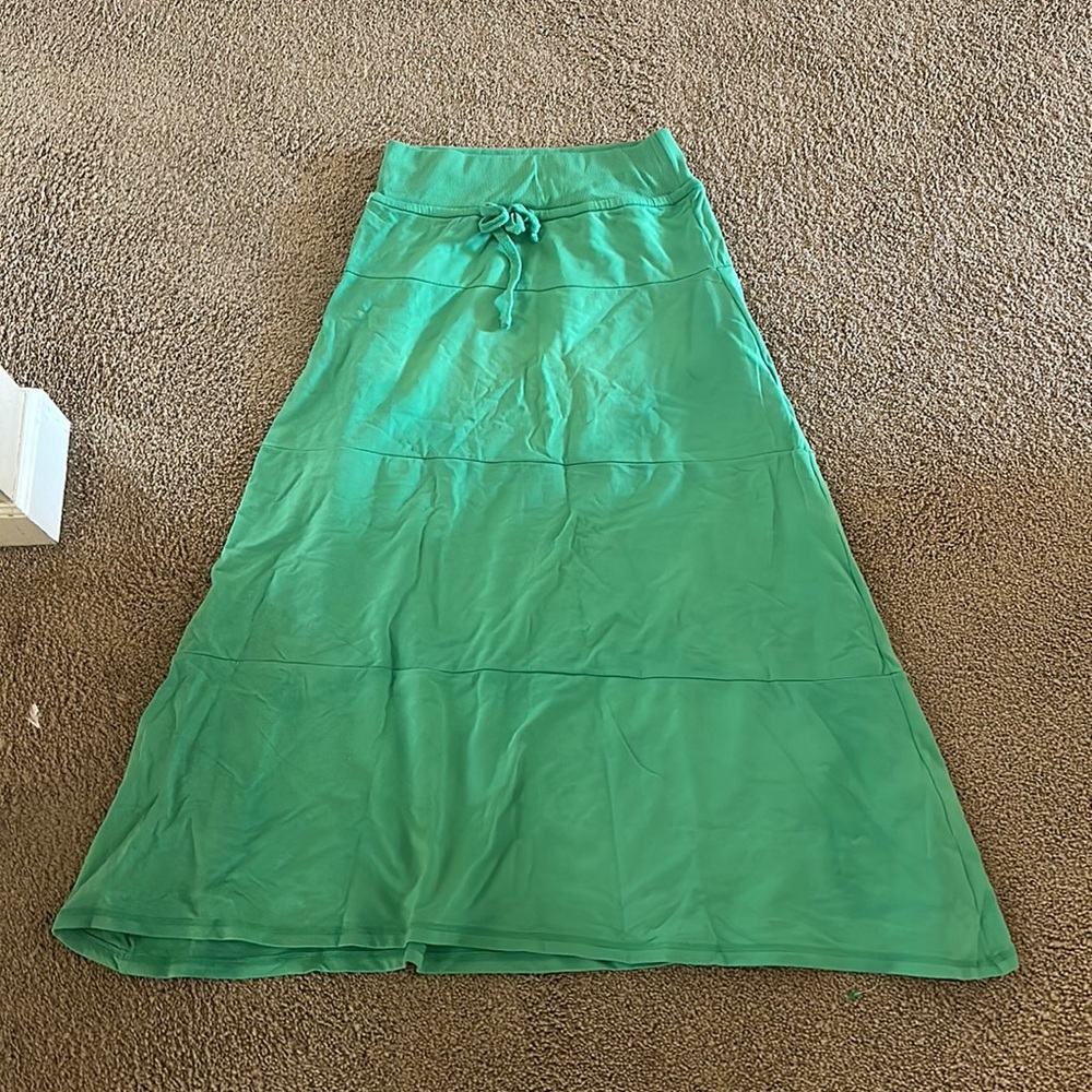 Green childish maxi skirt